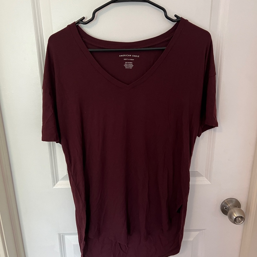 American eagle tee size XS